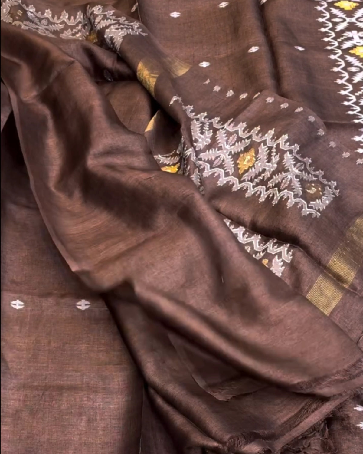 Bhoomi jamdani Saree