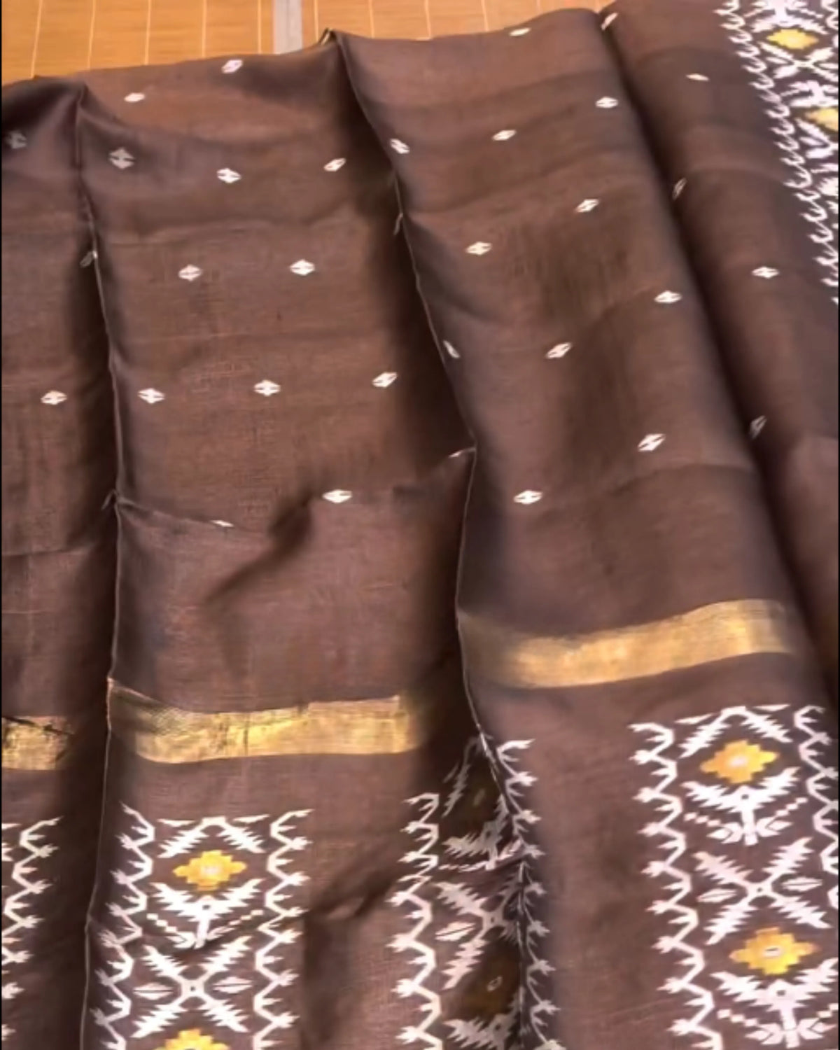 Bhoomi jamdani Saree