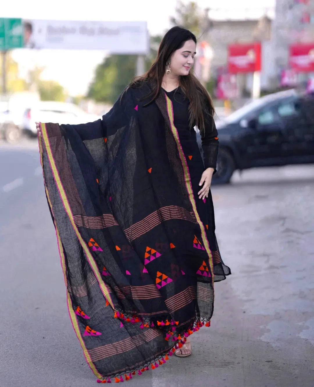 Noir Weave Kurta with dupatta