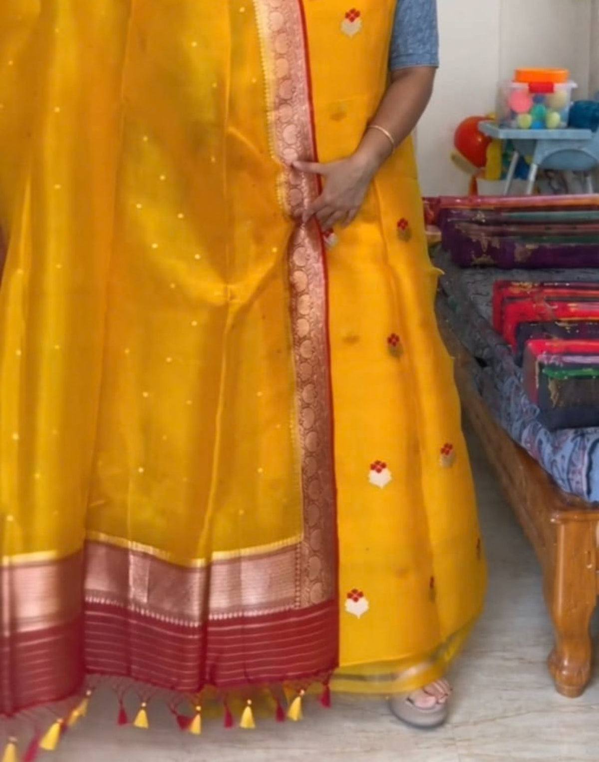 Kanaka Weave Zari Suit Set