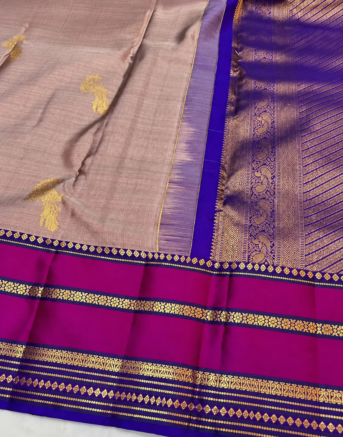 Kavini Pattu Silk Saree