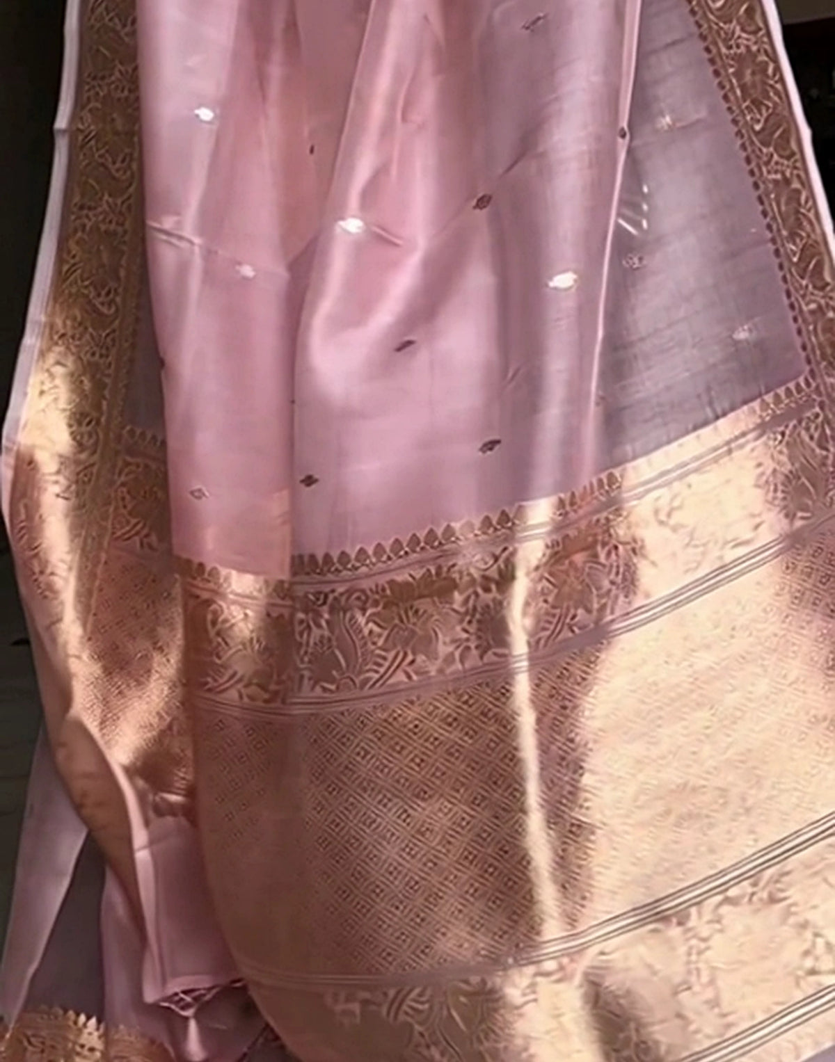 Mullai Pink Silk Saree
