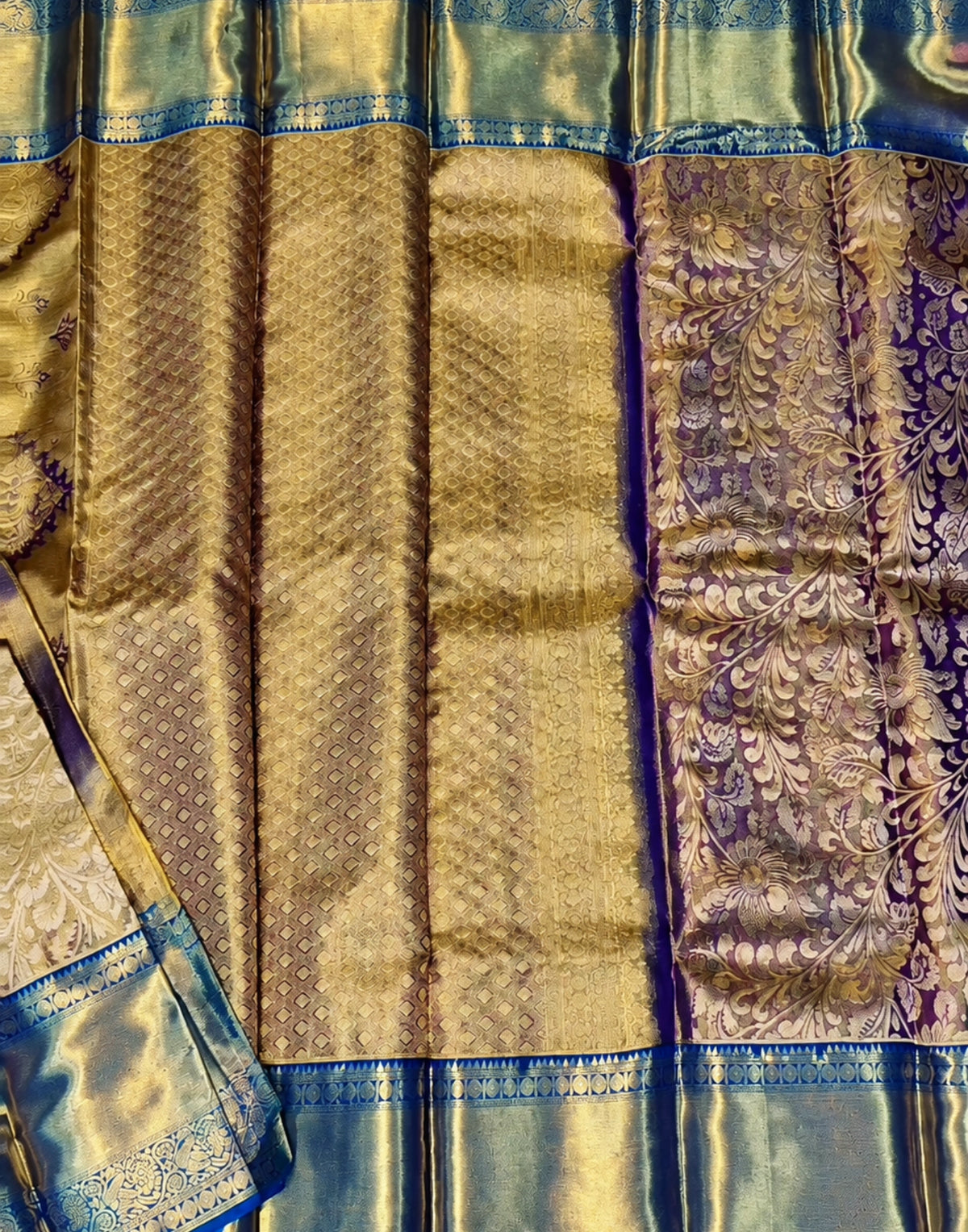 Pormira Gold Kanjipuram Silk Saree